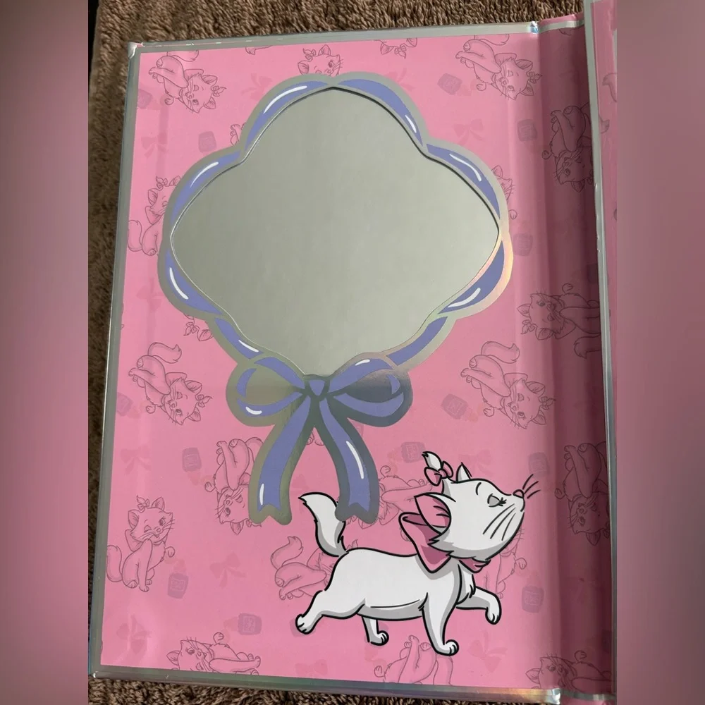 Disney Aristocats x Taste Beauty Marie Palette